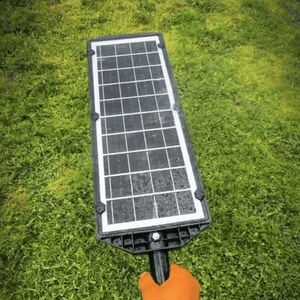 Lampă Solară Stradală cu 23 LED-uri COB, Senzor de Mișcare, Telecomandă și Protecție IP65 – Negru